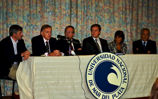 Panel Firma Convenio YPF